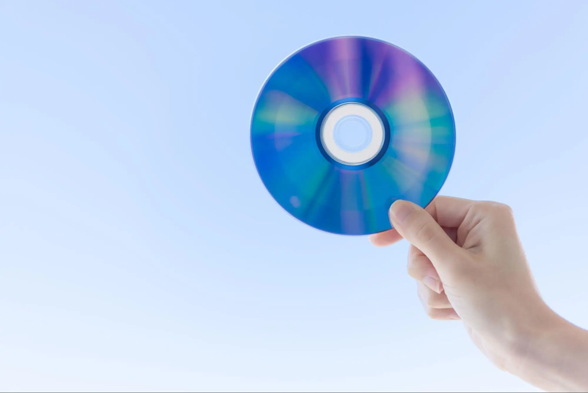 レーザーディスクとは？概要や歴史、データやDVDでダビングする方法も解説